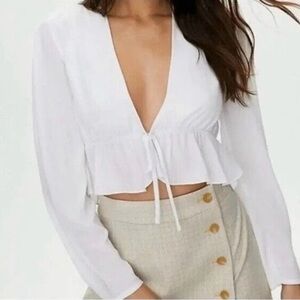 Aritzia Sunday Best White Long Sleeve Tie On Front Top. XS